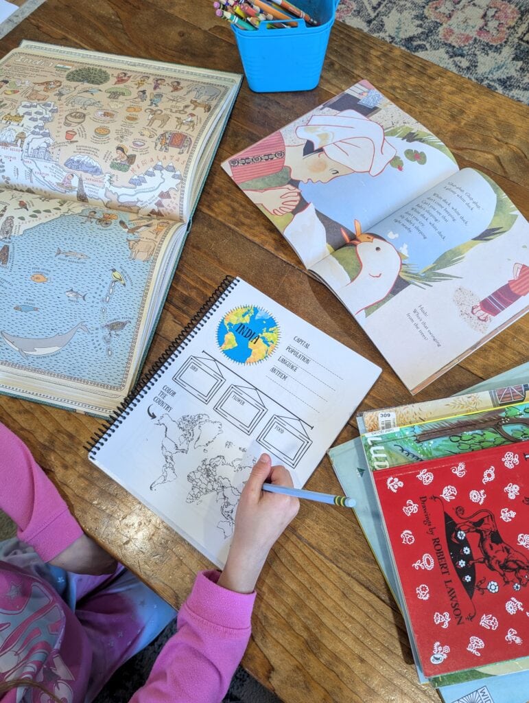 Ignite Wonder by using literature to teach geography in your homeschool with Rabbit Trails Homeschool! #geographycurriculum #charlottemasonhomeschool #rabbittrailshomeschool
